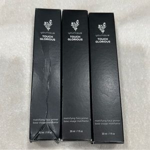 Mattifying face primer is great for oily skin, it balances out excess oils